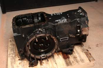 salg af New Holland T6030  Rear Transmission