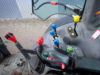 salg af Deutz-Fahr Agrotron 150.7 traktor