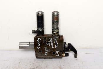 salg af Deutz-Fahr Agrotron 150.7  Remote control valve