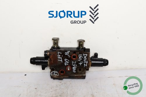salg af Deutz-Fahr Agrotron 150.7  Hydraulic lift valve