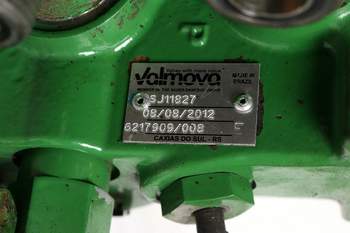 salg af John Deere 5090 M  Hydraulic lift valve