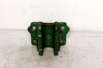 salg af John Deere 5090 M  Top Link Bracket