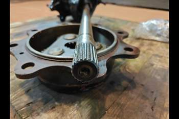 salg af Endandtrieb Vorderachse Case 4230 XL RECHT