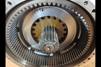 salg af Slutdrev Claas Xerion 3800 Højre