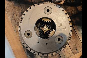 salg af Slutdrev Claas Xerion 3800 Højre