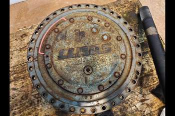 salg af Slutdrev Claas Xerion 3800 Venstre