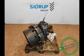 salg af Slutdrev Claas Xerion 3800 Venstre