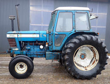 Ford 8200 traktor