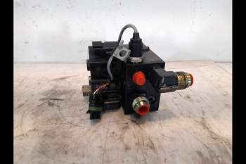 salg af Hydraulikventil New Holland BB980