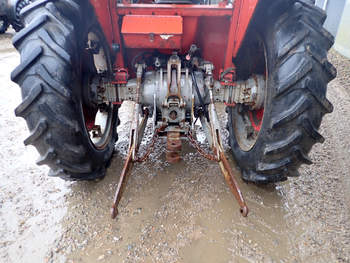 salg af Massey Ferguson 185 traktor