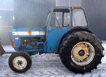 salg af Ford 3000 tractor