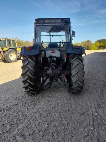 salg af Massey Ferguson 390 T traktor
