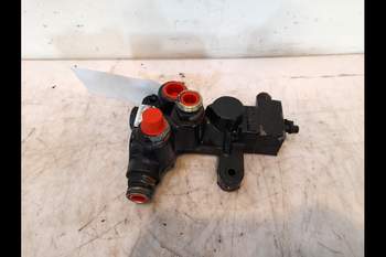 salg af Deutz-Fahr Agrotron TTV630  Hydraulic trailer brake valve