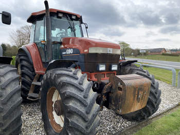 salg af New Holland G190 traktor