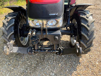 salg af Case Farmall 75C tractor