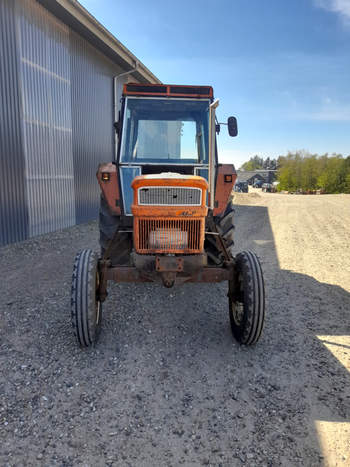salg af Fiat 1000 traktor