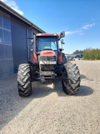 salg af Case MXM155 traktor