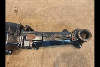 salg af Vorderachsgehäuse Case MXM155 