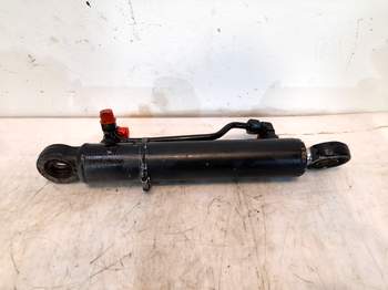 salg af Case MXM155  Front axle steering cylinder