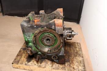 salg af John Deere 6215R  Rear Transmission