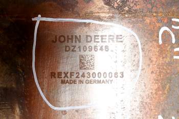 salg af John Deere 6215R  Exhaust system catalyst