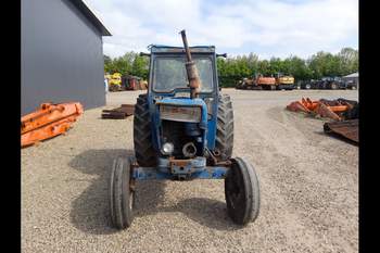 salg af Ford 4000 traktor