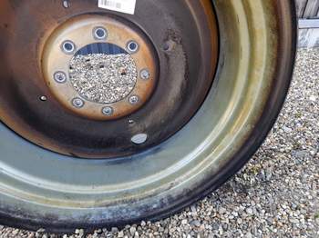 salg af Massey Ferguson 6716S LEFT Rear Rim