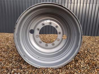 salg af Massey Ferguson 6716S RIGHT Front Rim