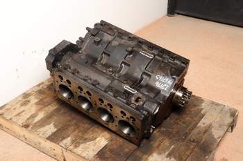 salg af Shortblock Massey Ferguson 6716S