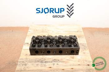 Massey Ferguson 6716S  Cylinder Head