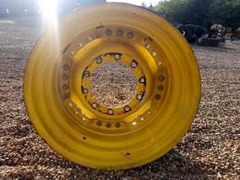 salg af John Deere 7810 LEFT Front Rim