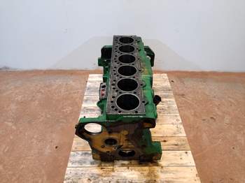 salg af John Deere 7810  Engine Block