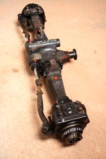 salg af Deutz-Fahr Agrotron 135  Disassembled front axle