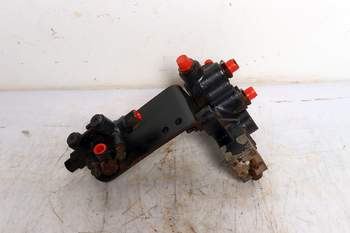 salg af Deutz-Fahr Agrotron 135  Hydraulic trailer brake valve