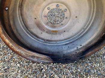 salg af Deutz-Fahr Agrotron 135 RIGHT Rear Rim