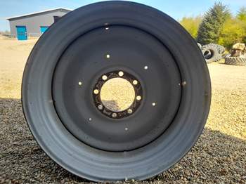 salg af Deutz-Fahr Agrotron 135 LEFT Rear Rim