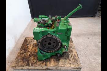 salg af Baktransmission John Deere 6910 