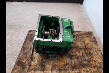 salg af John Deere 6910  Transmission