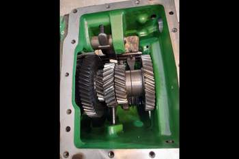 salg af John Deere 6910  Transmission