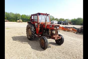 salg af Massey Ferguson 185 traktor