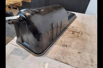 salg af New Holland T8.380  Oil Pan