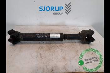 New Holland W170C  Drive shaft