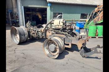 salg af Valtra T213 traktor