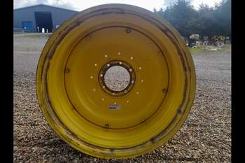 salg af John Deere 6620 RIGHT Rear Rim