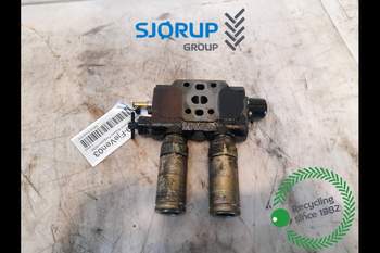 Massey Ferguson 6260  Remote control valve