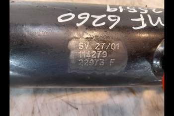 salg af Massey Ferguson 6260 LEFT Lift Cylinder