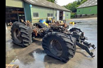 salg af New Holland TM190 traktor