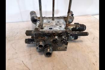 salg af Valtra T202  Remote control valve