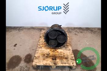 Valtra T202 RIGHT Rear Half Axle