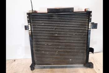 salg af Valtra T202  Oil Cooler